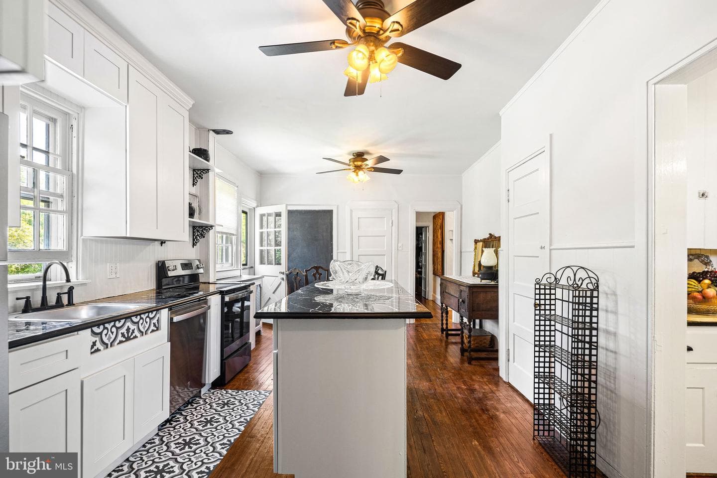 421 S 5th Street photo 11