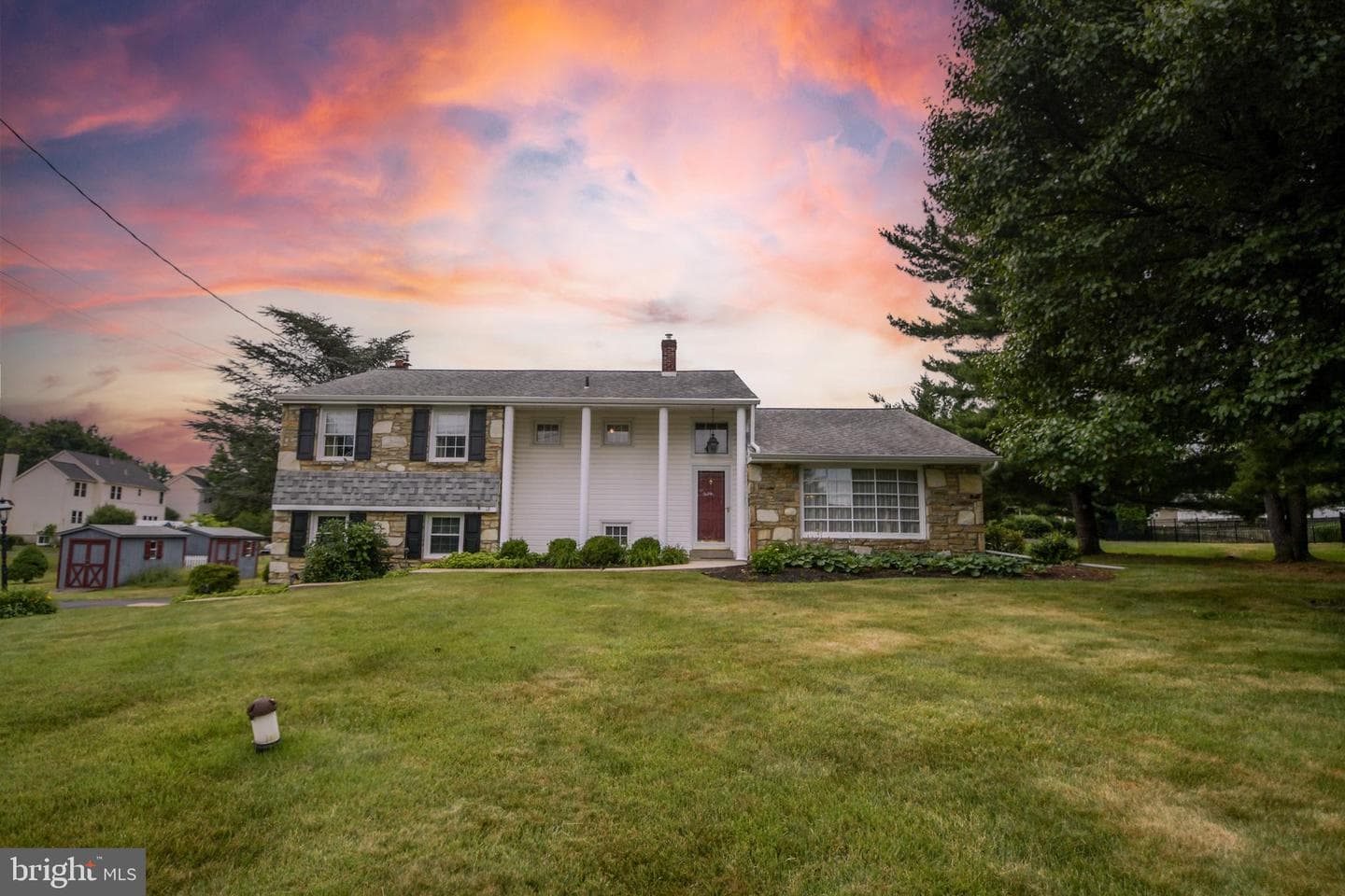 10 E Summit Avenue photo 11
