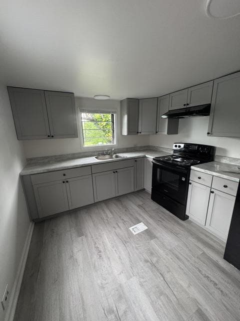 1406 N State Street photo 12