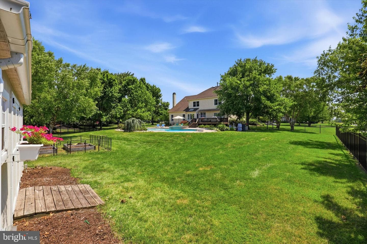 150 Fairway Drive photo 35