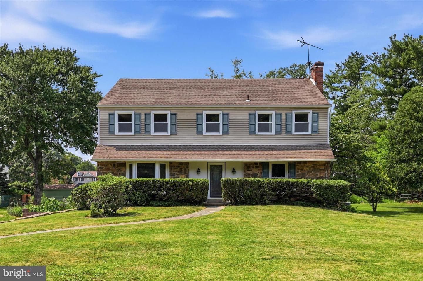 1021 Laurence Drive, Blue Bell