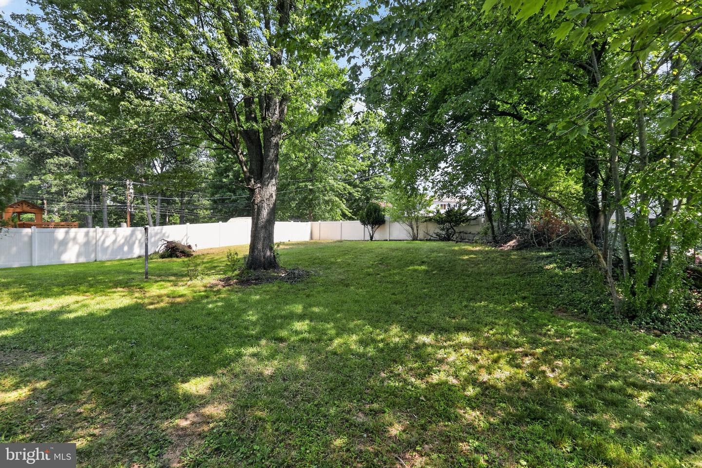 807 Yorktown Street photo 32