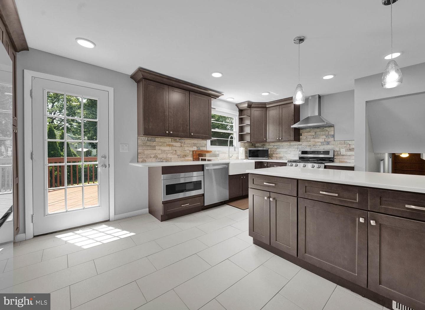 1008 Pioneer Road photo 18
