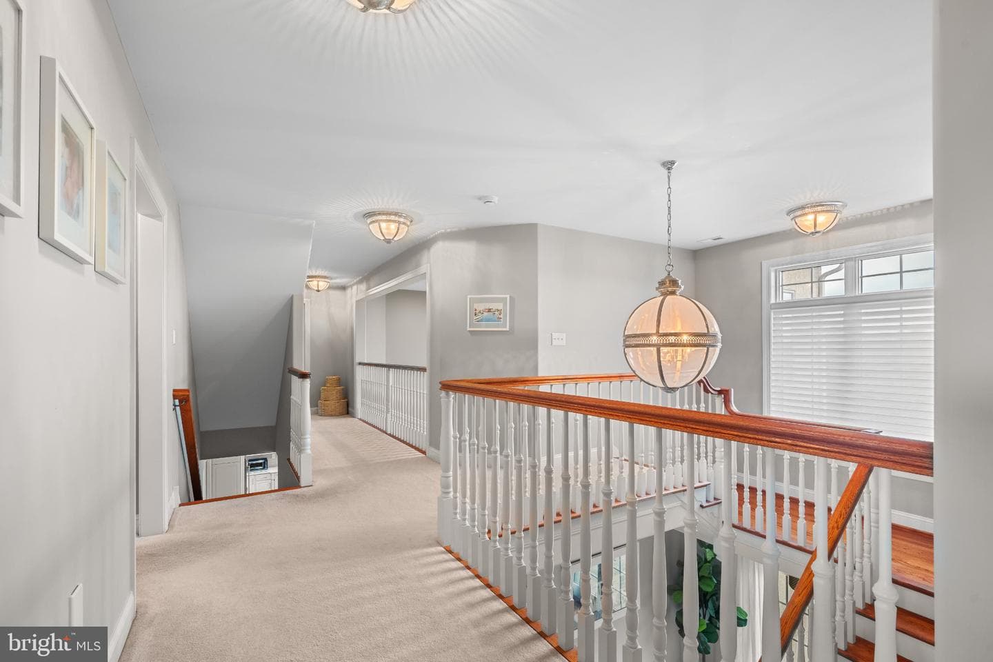 587 Woodview Lane photo 25