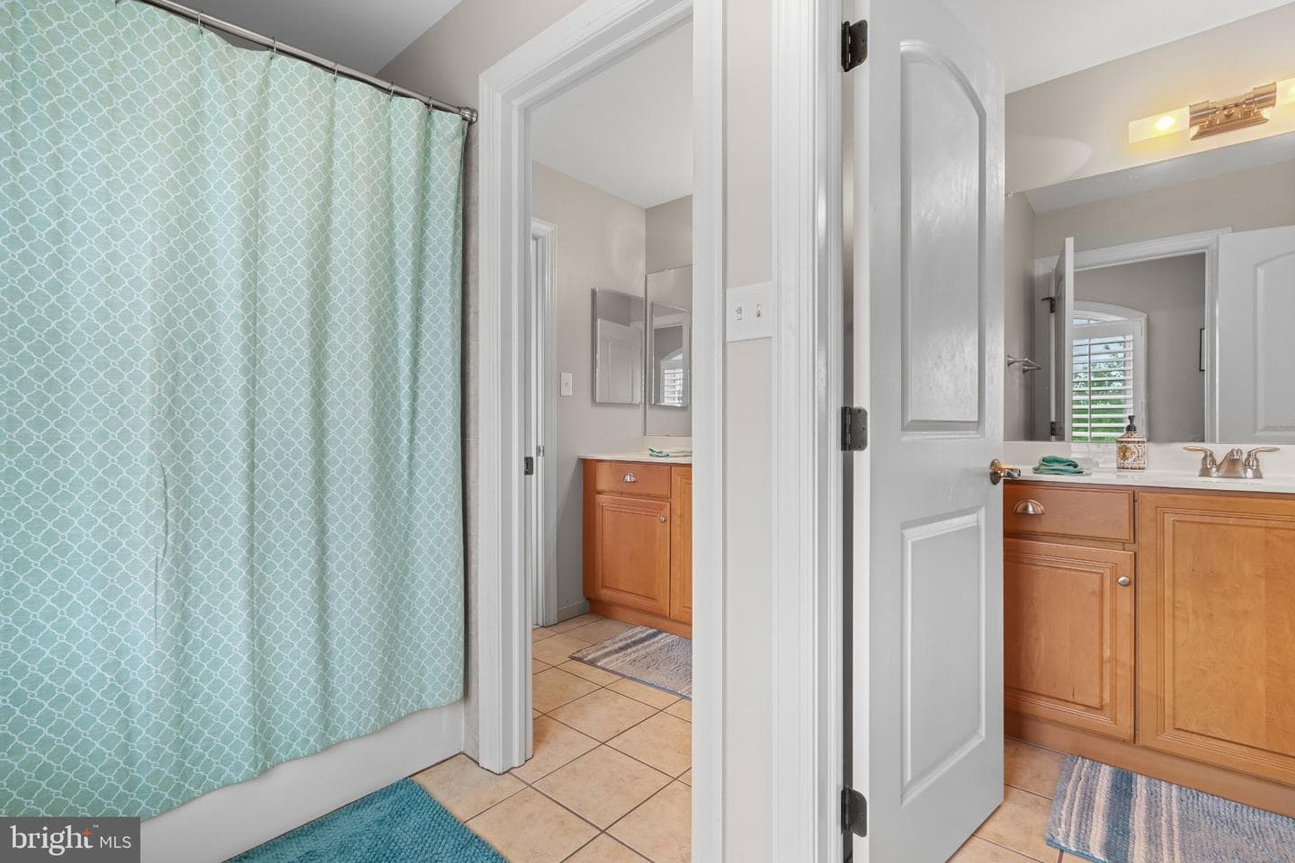 587 Woodview Lane photo 39