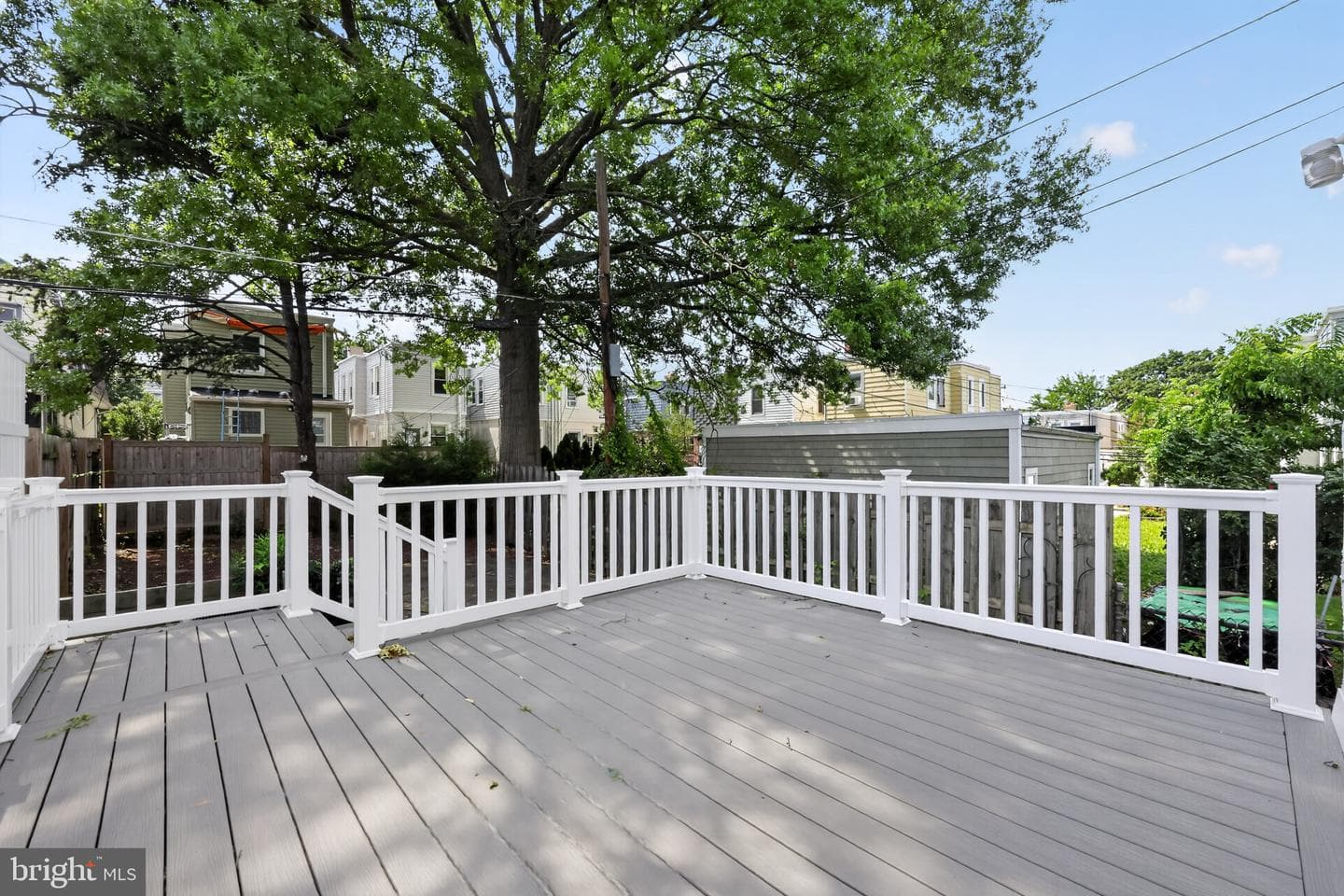 224 Williams Avenue photo 4