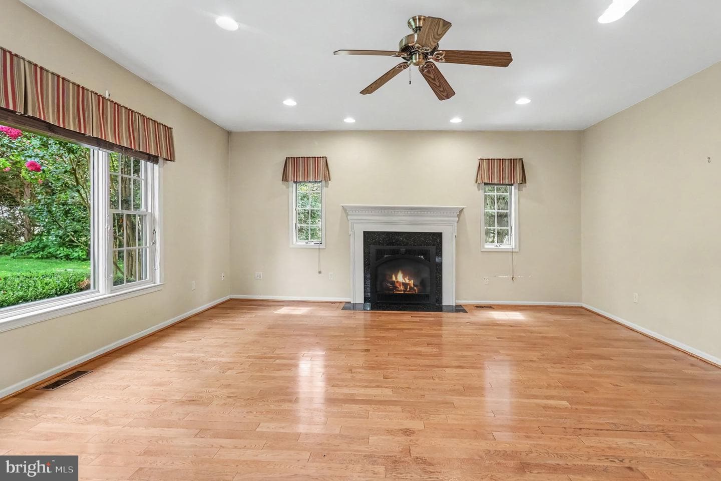 1770 Slayton Drive photo 32