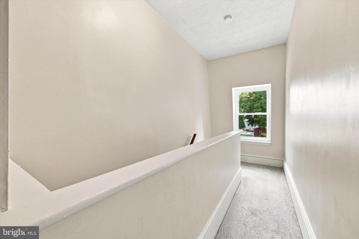 644 Chestnut Street photo 22