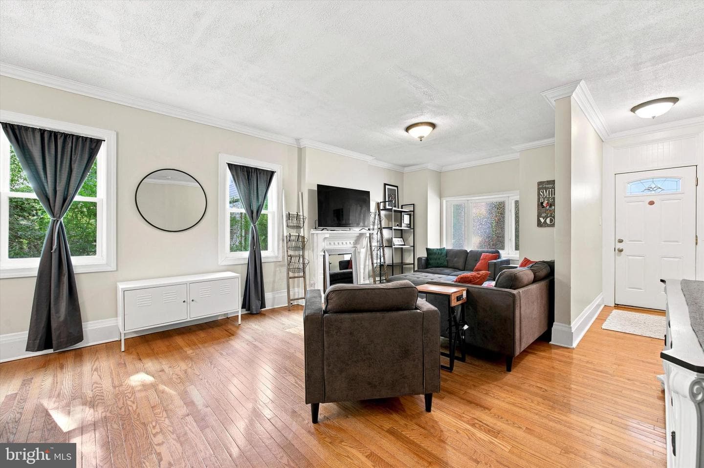 644 Chestnut Street photo 7