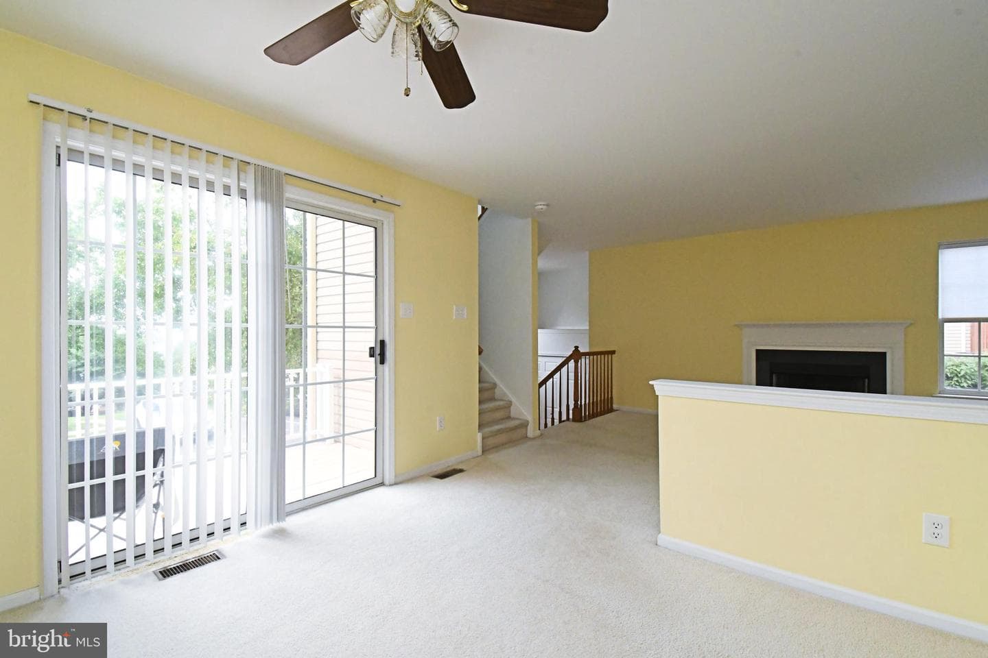 716 Thornhill Drive photo 12