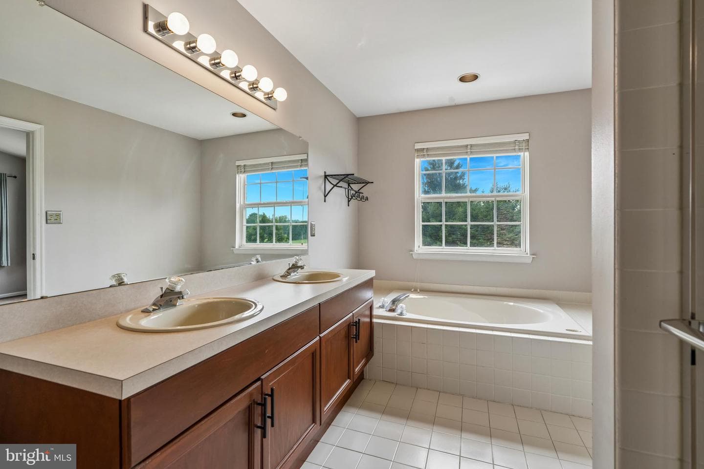 101 Walker Road photo 23