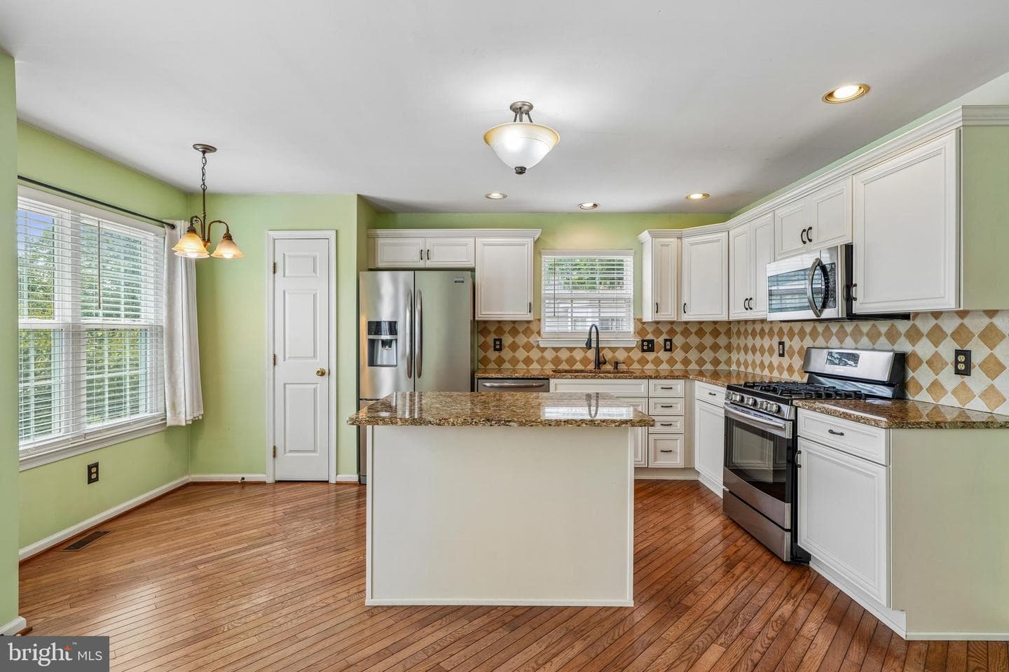 101 Walker Road photo 7