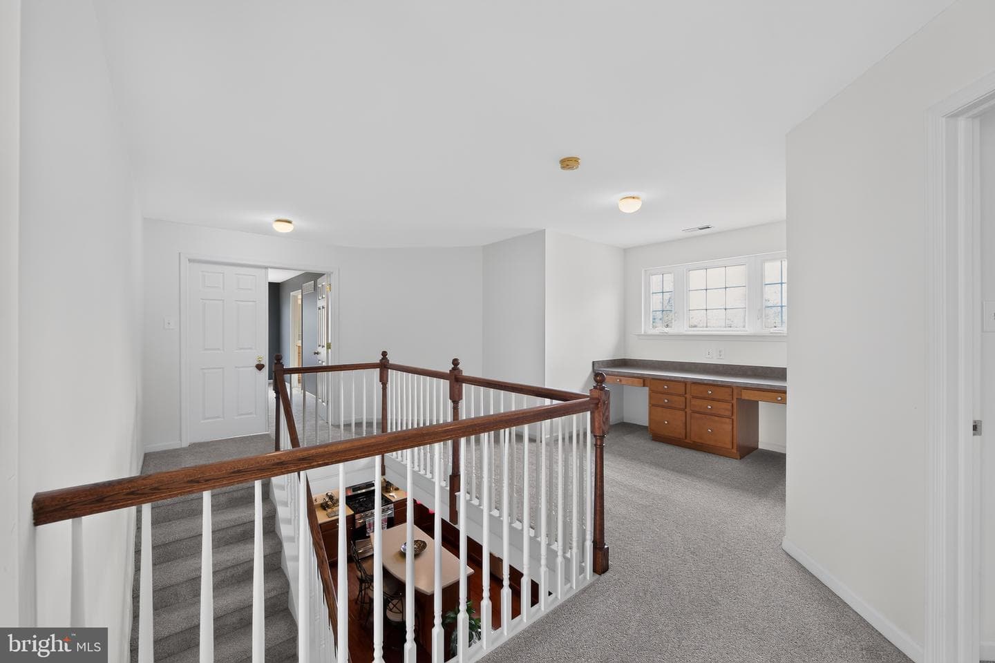 1100 Autumnview Lane photo 27