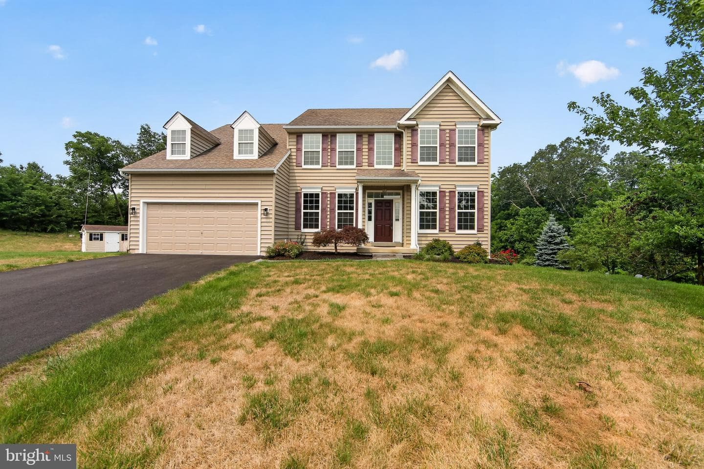 1100 Autumnview Lane photo 3