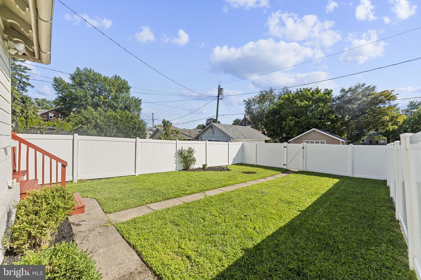 328 Columbia Avenue photo 33