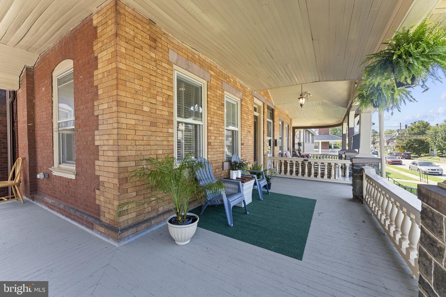 328 Columbia Avenue photo 4