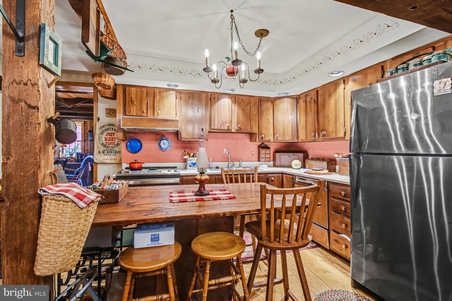 142 Oxford Circle photo 6