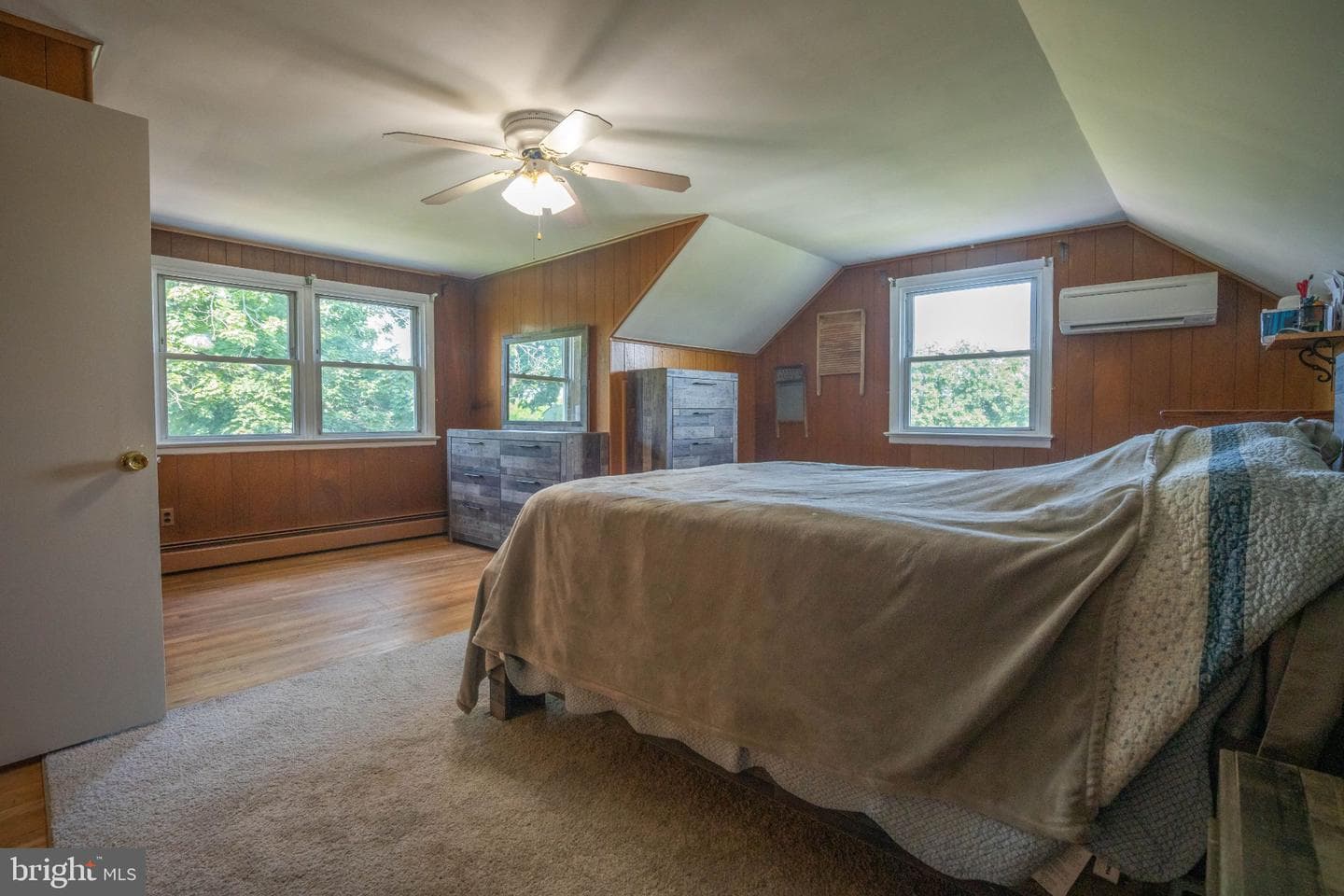 882 Allentown photo 24