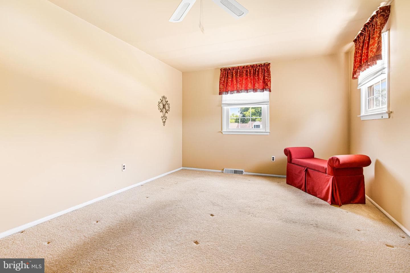 710 Elm Street photo 22