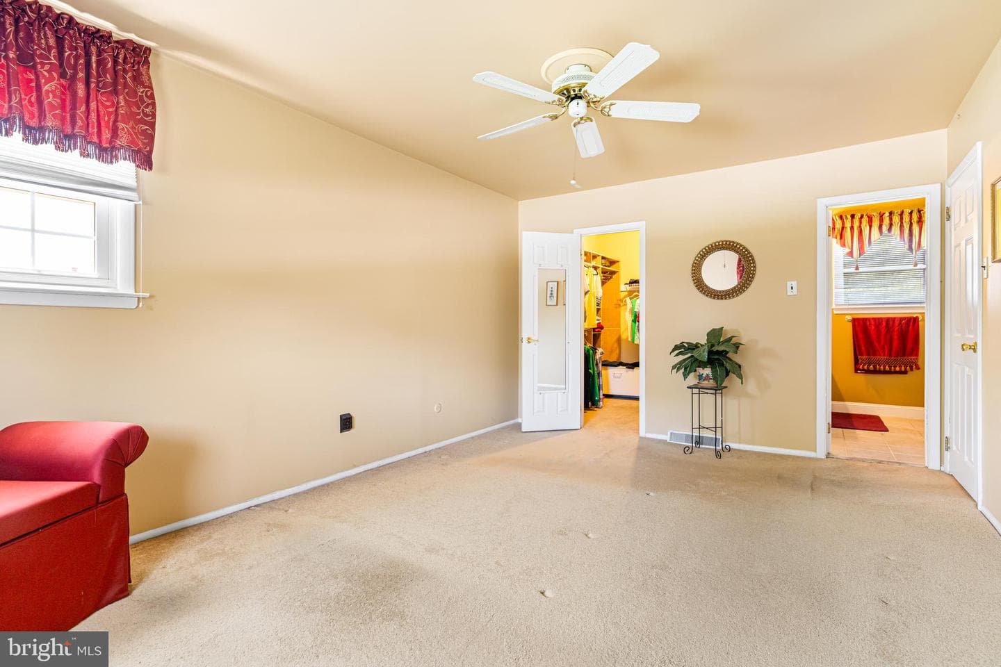710 Elm Street photo 23