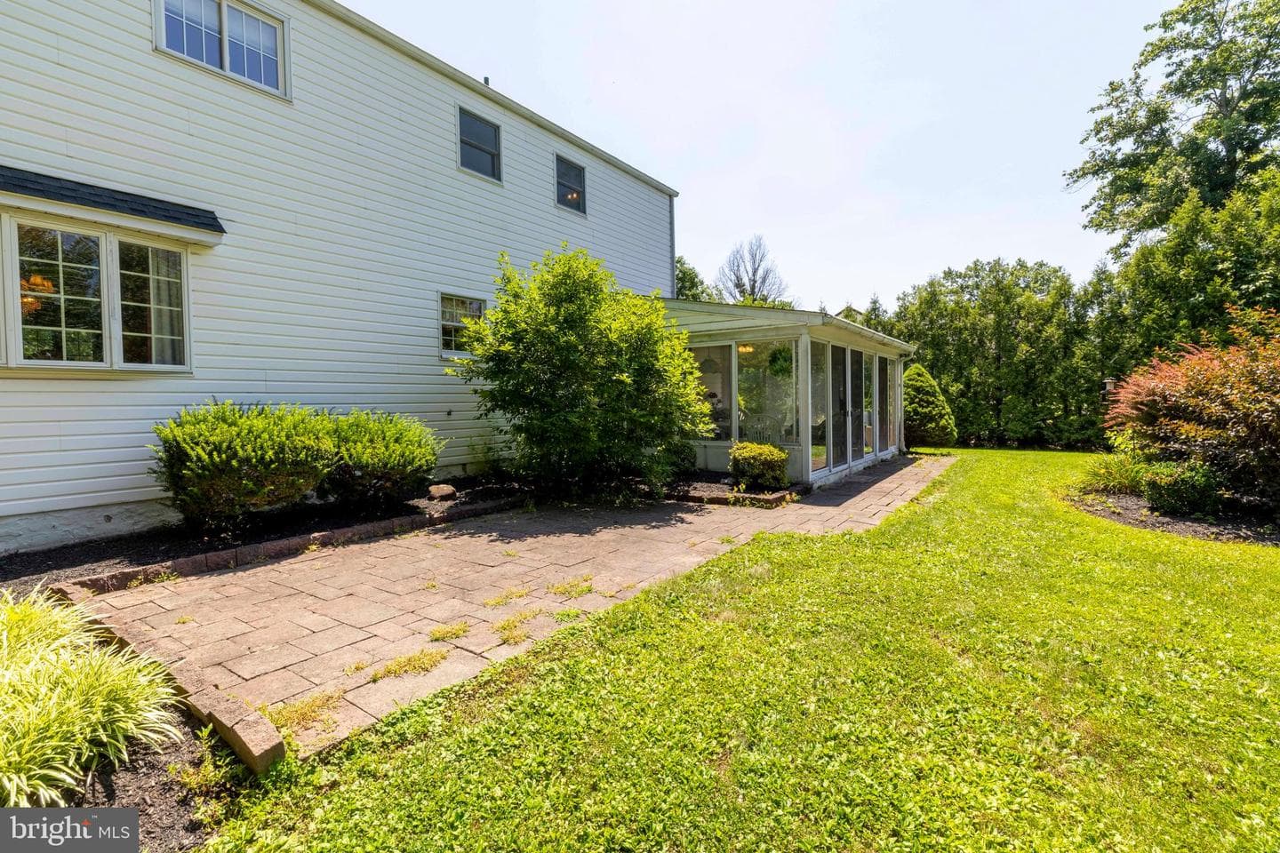 710 Elm Street photo 35