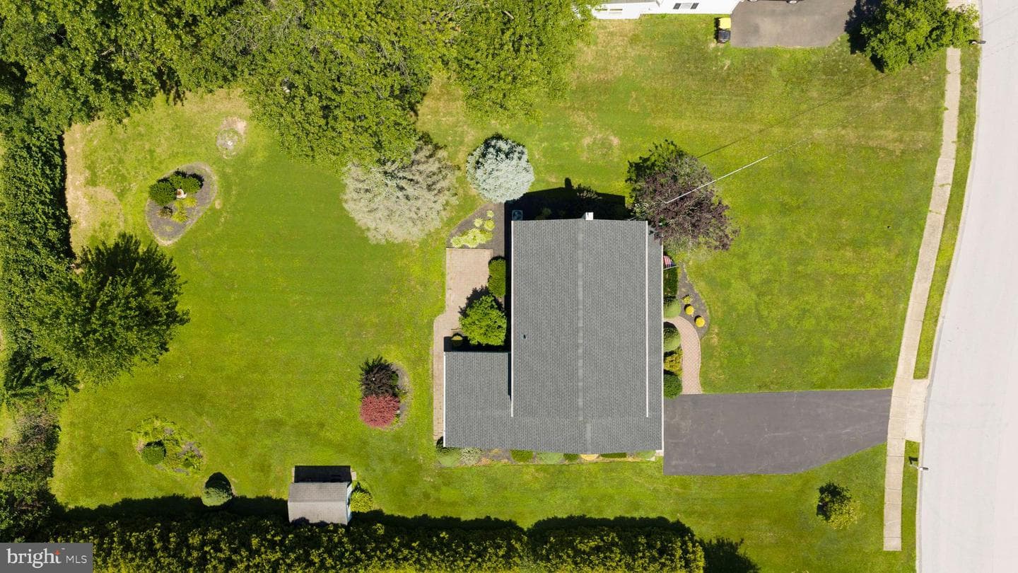 710 Elm Street photo 49