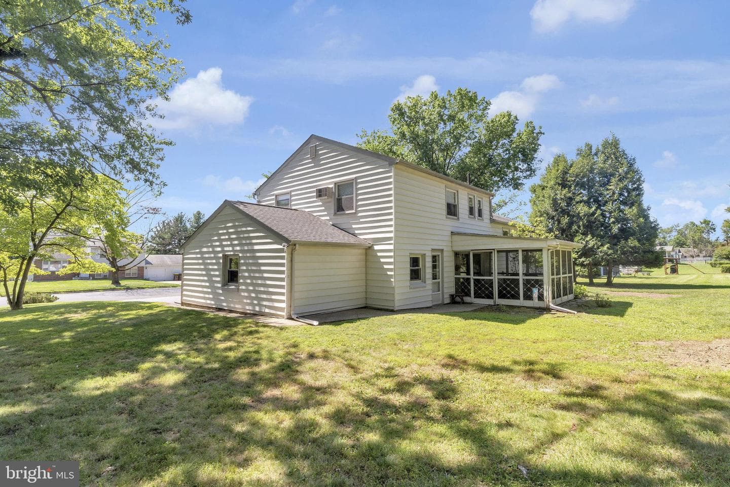 622 Knoll Drive photo 29