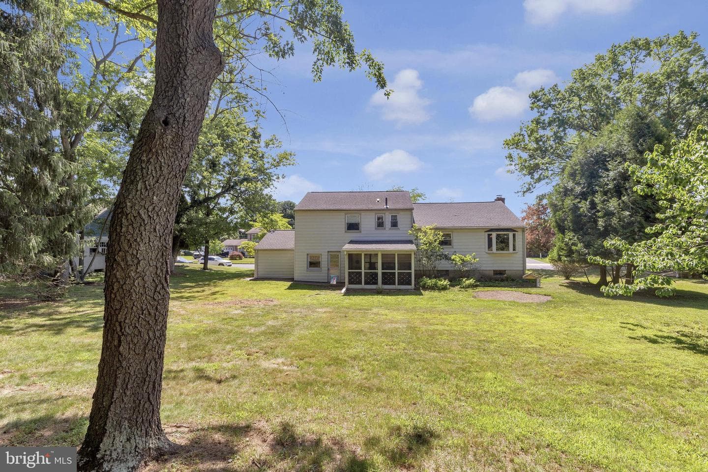 622 Knoll Drive photo 30