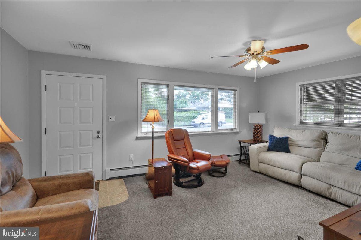 1063 Hale Street photo 10