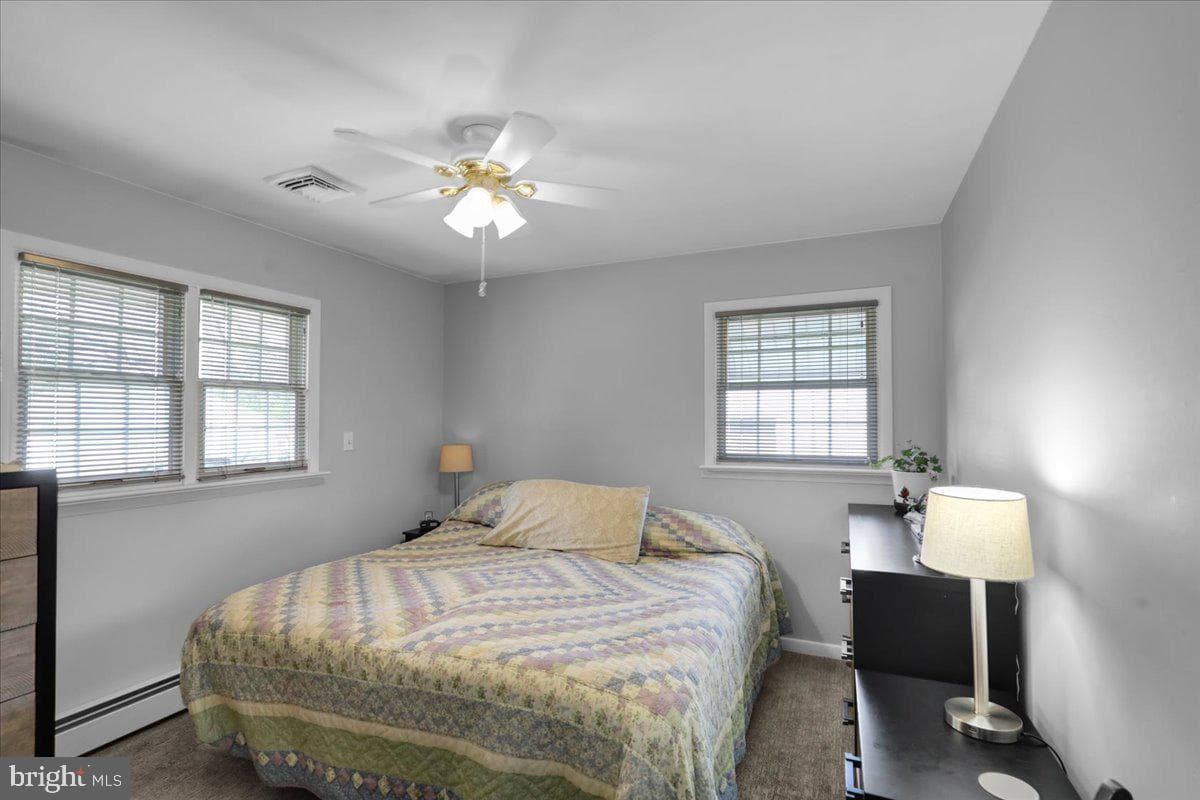 1063 Hale Street photo 16