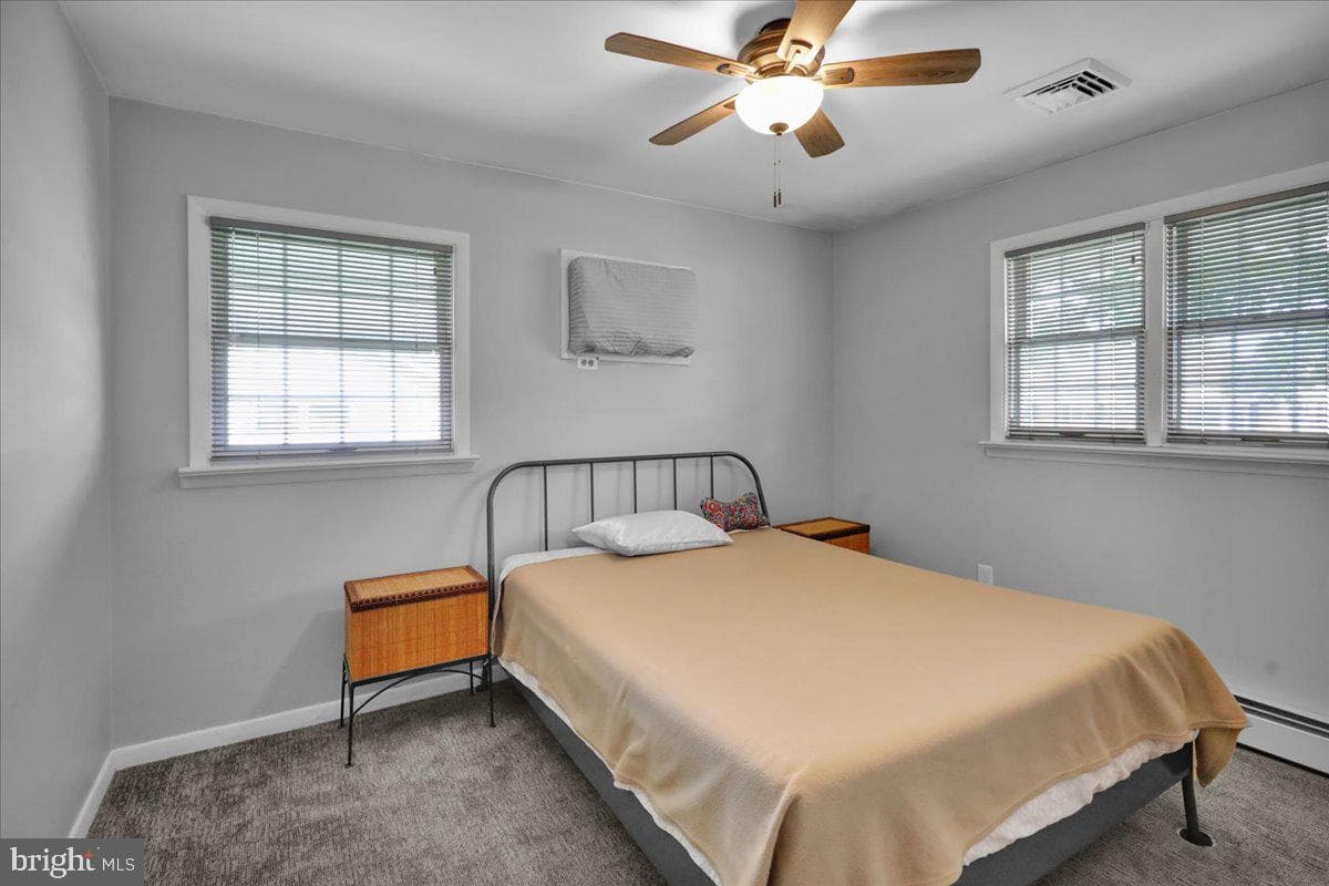 1063 Hale Street photo 18