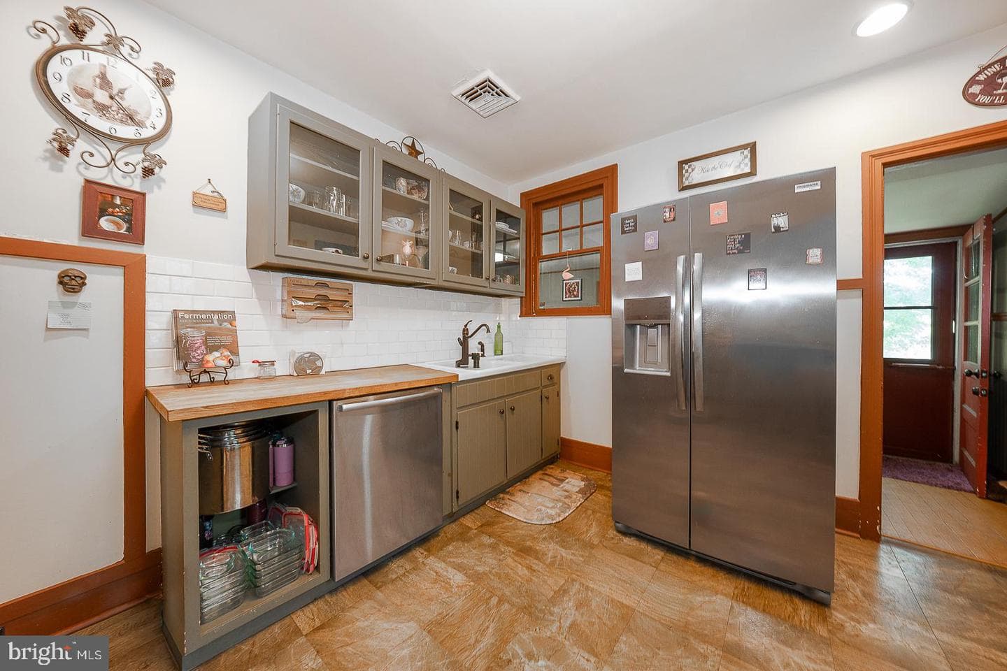 156 Pencoyd Avenue photo 9