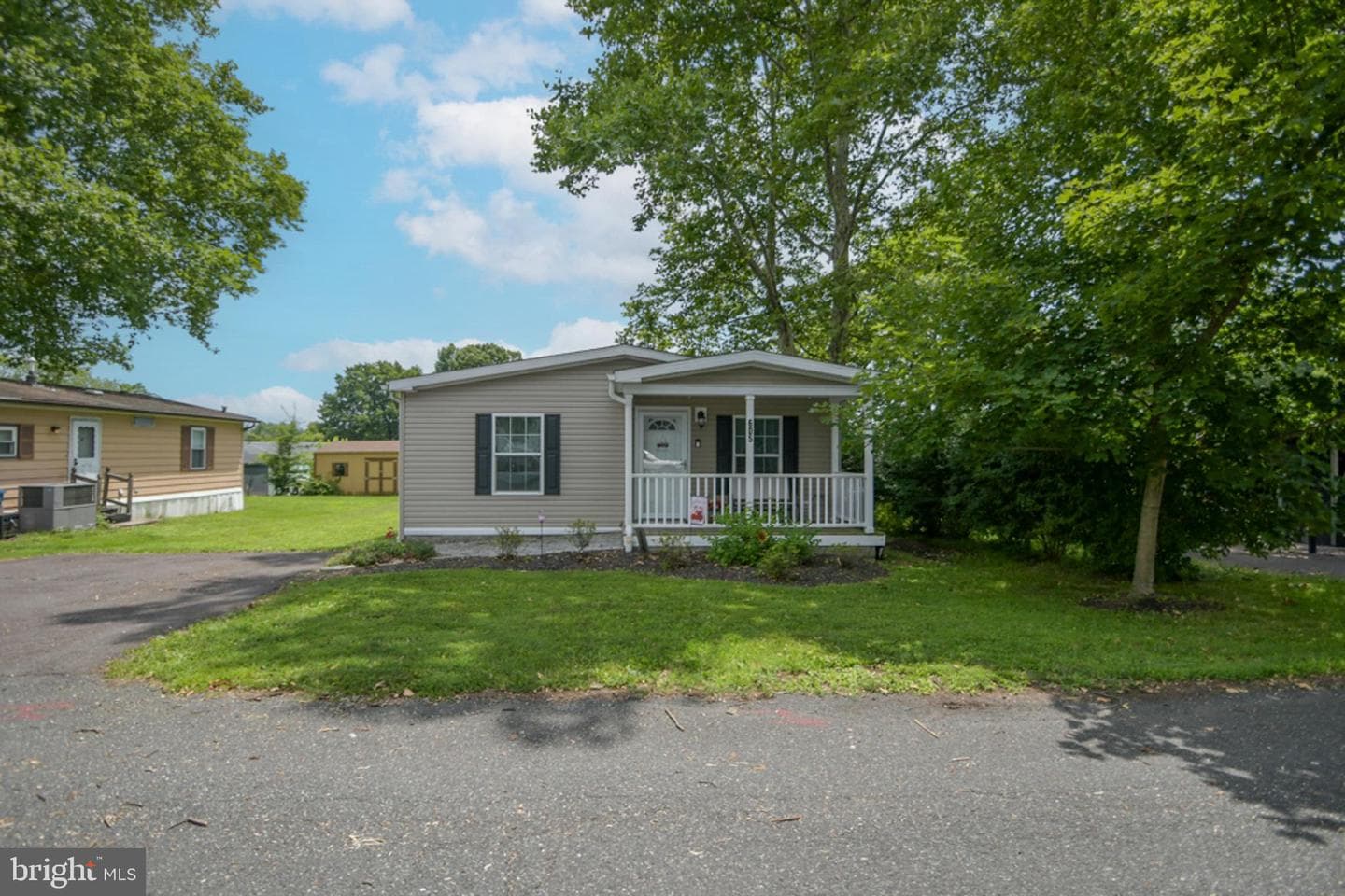 605 Willow Drive photo 35