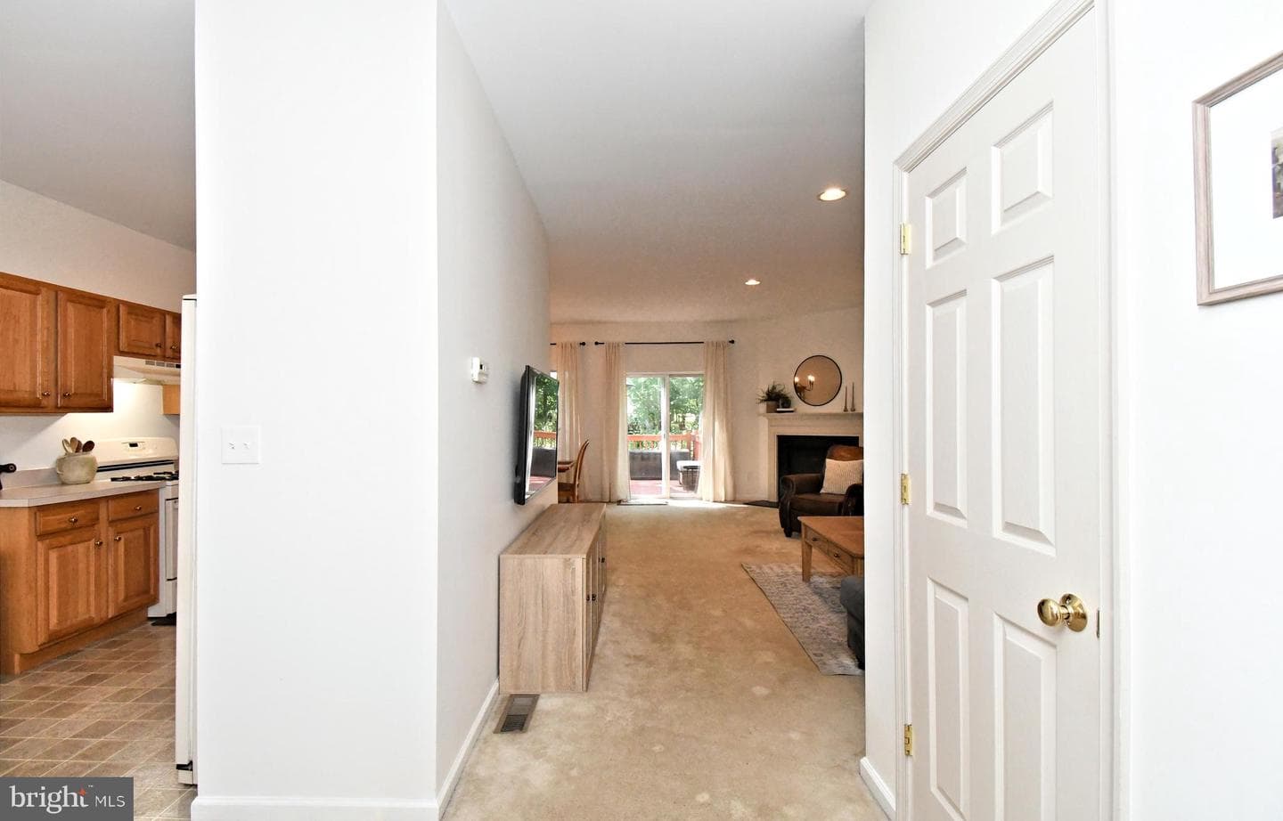 947 Shenkle Drive photo 3
