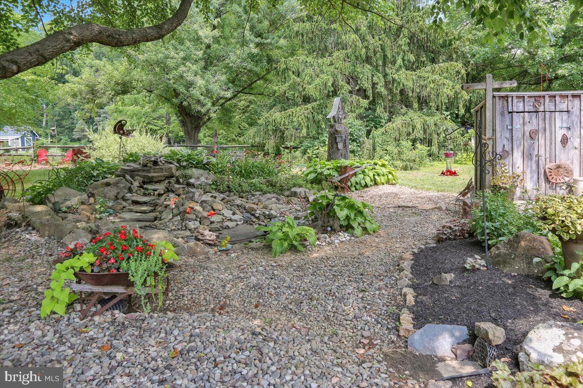 1097 Soffa Road photo 40