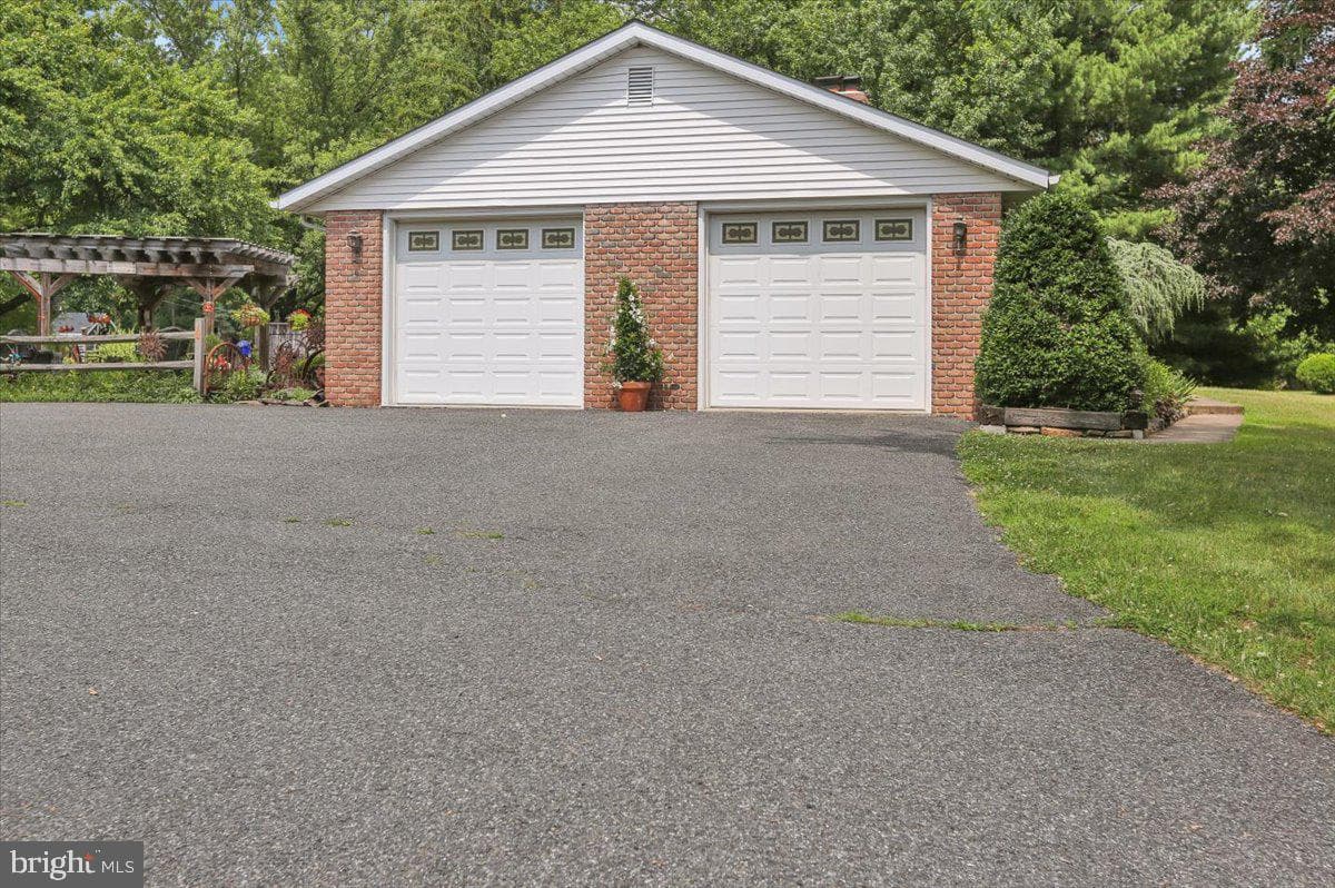 1097 Soffa Road photo 49