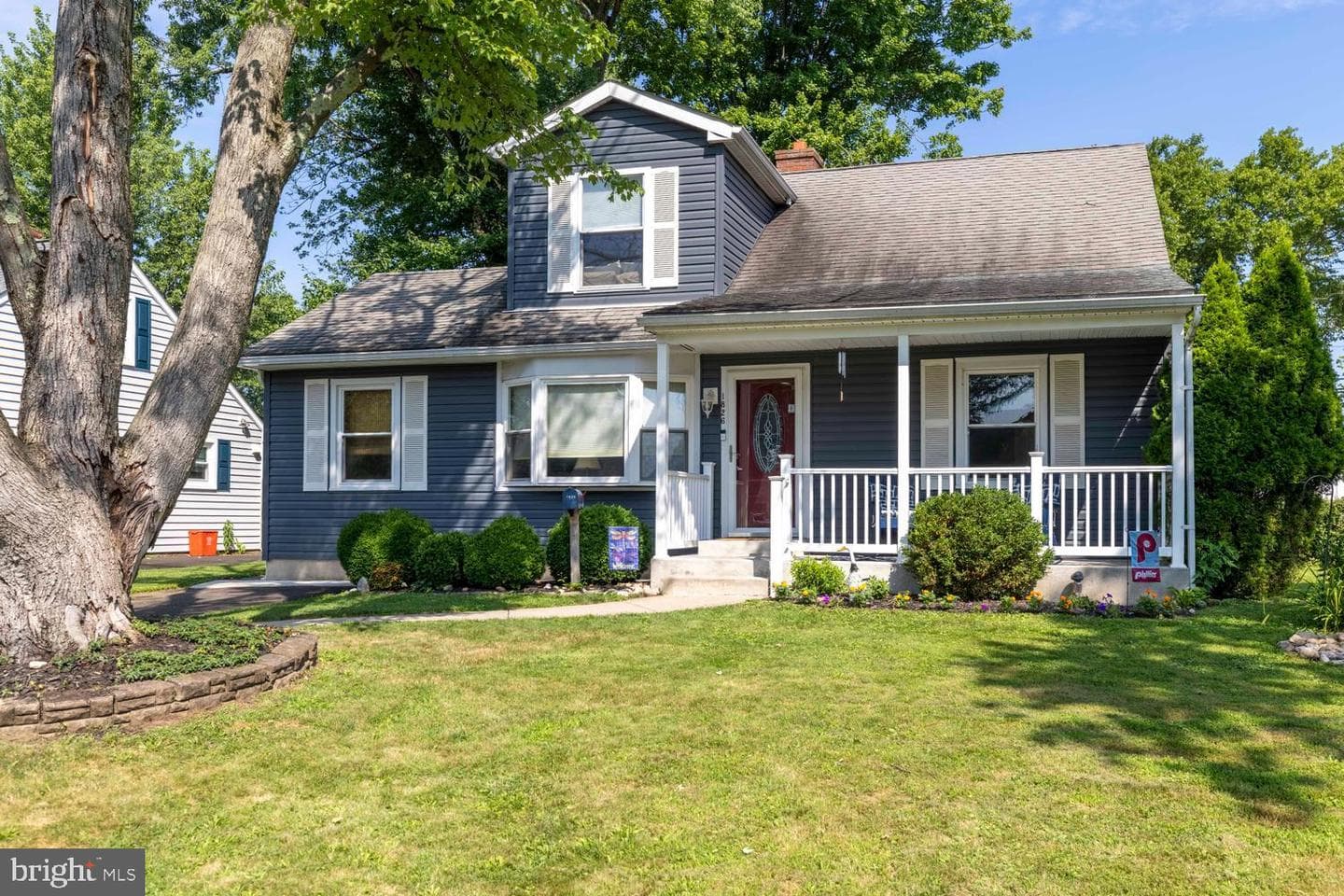 1826 Coolidge Avenue photo 3