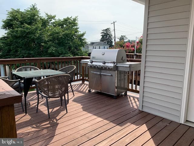 423 E Tenth Avenue photo 48