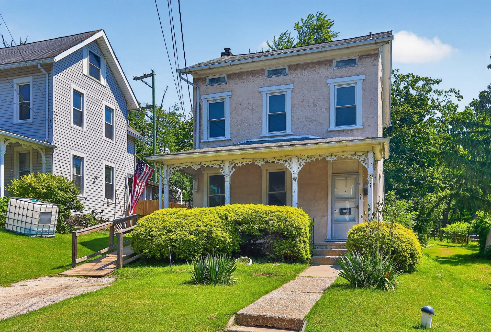 54 Railroad Street photo 1