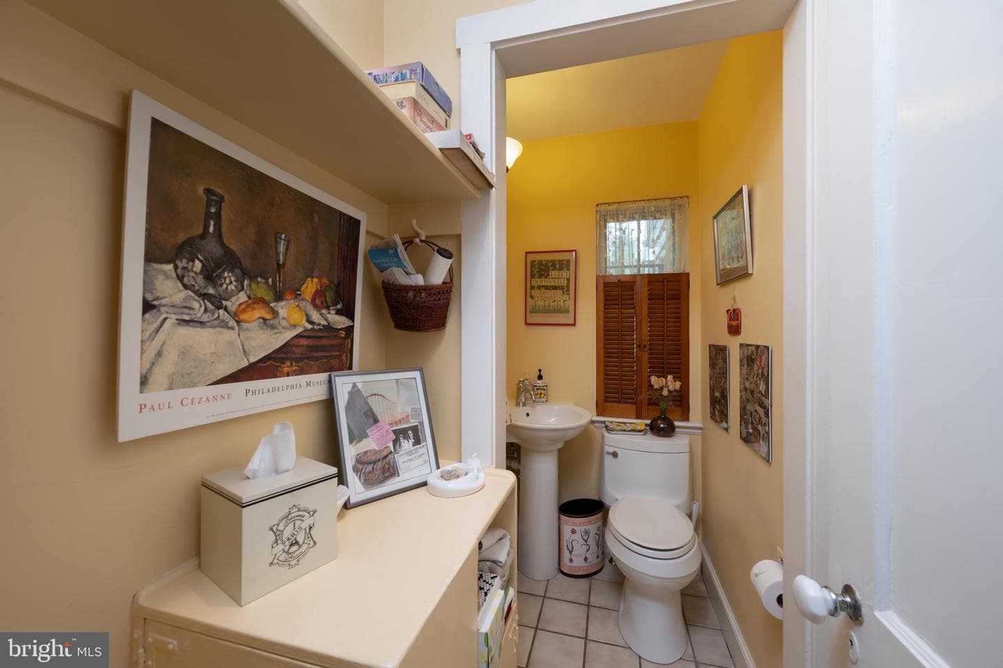 409 E Waverly Road photo 19