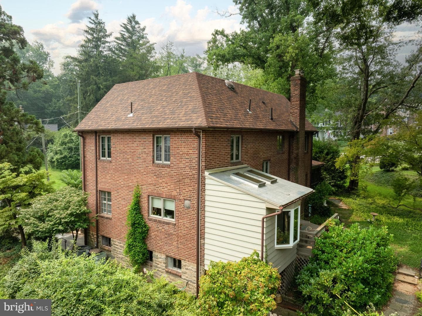 409 E Waverly Road photo 31