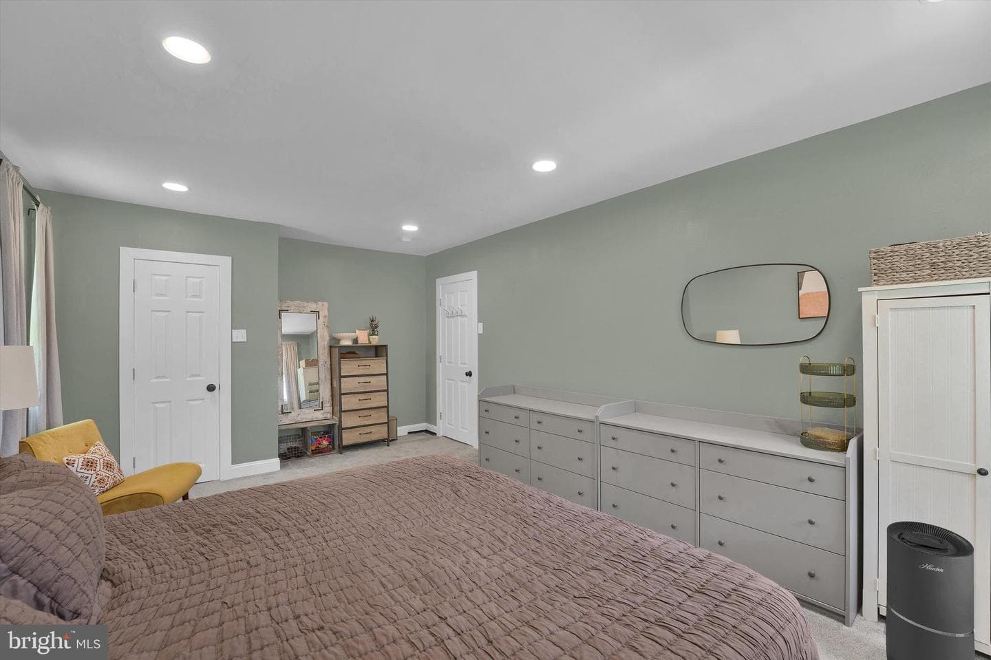 406 Middleton Place photo 20
