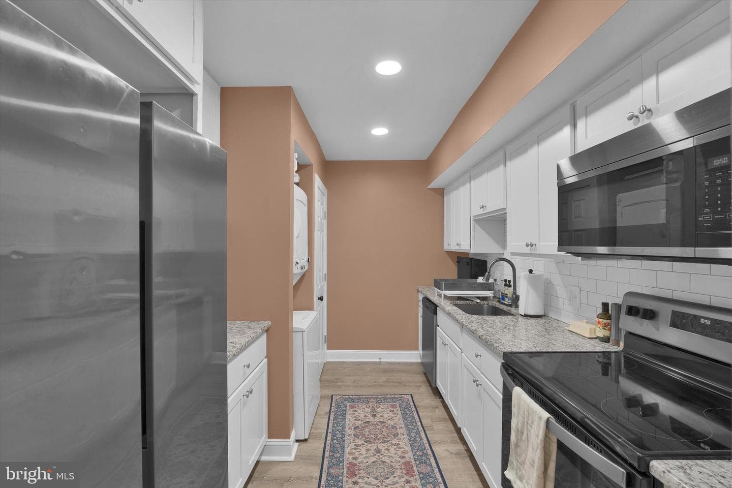 406 Middleton Place photo 4