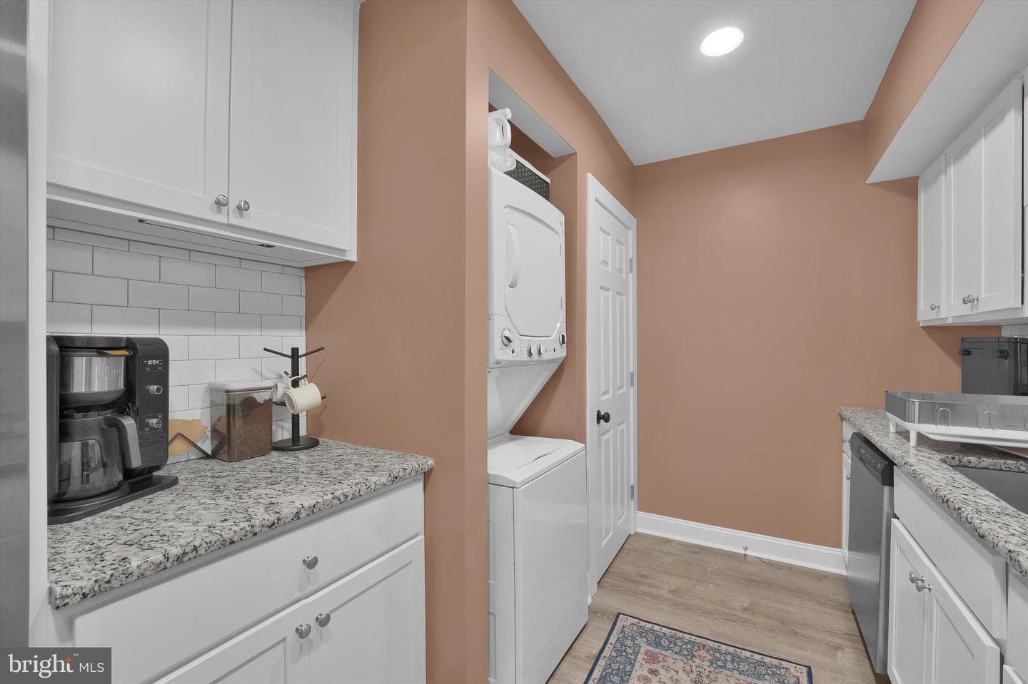 406 Middleton Place photo 5