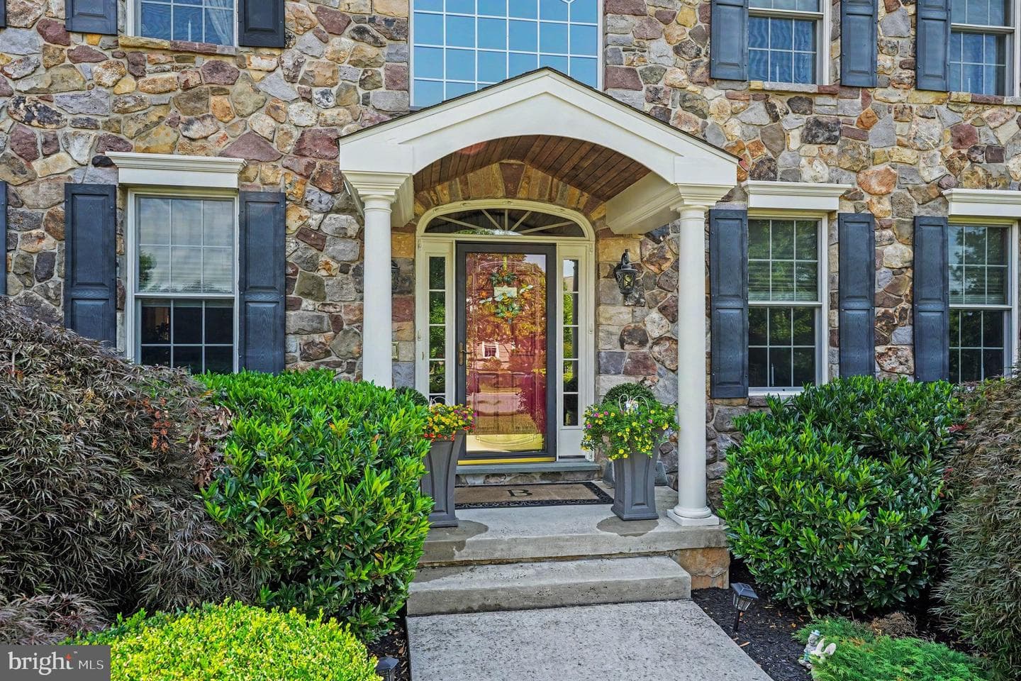 396 Augusta Drive photo 4