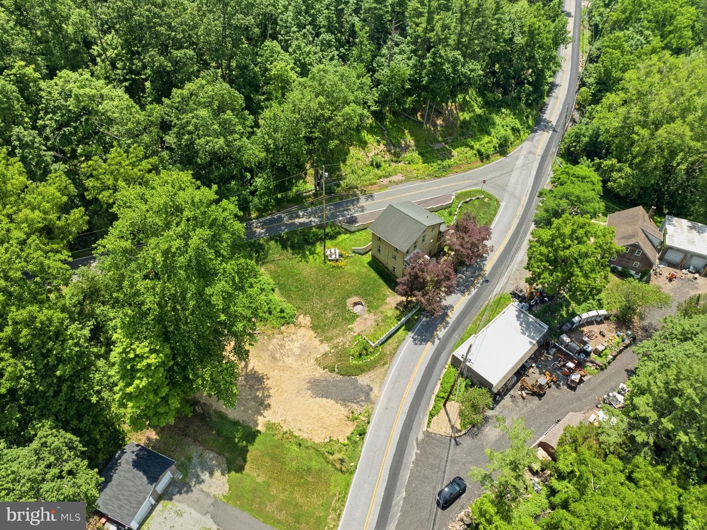 247 Maugers Mill Road photo 3
