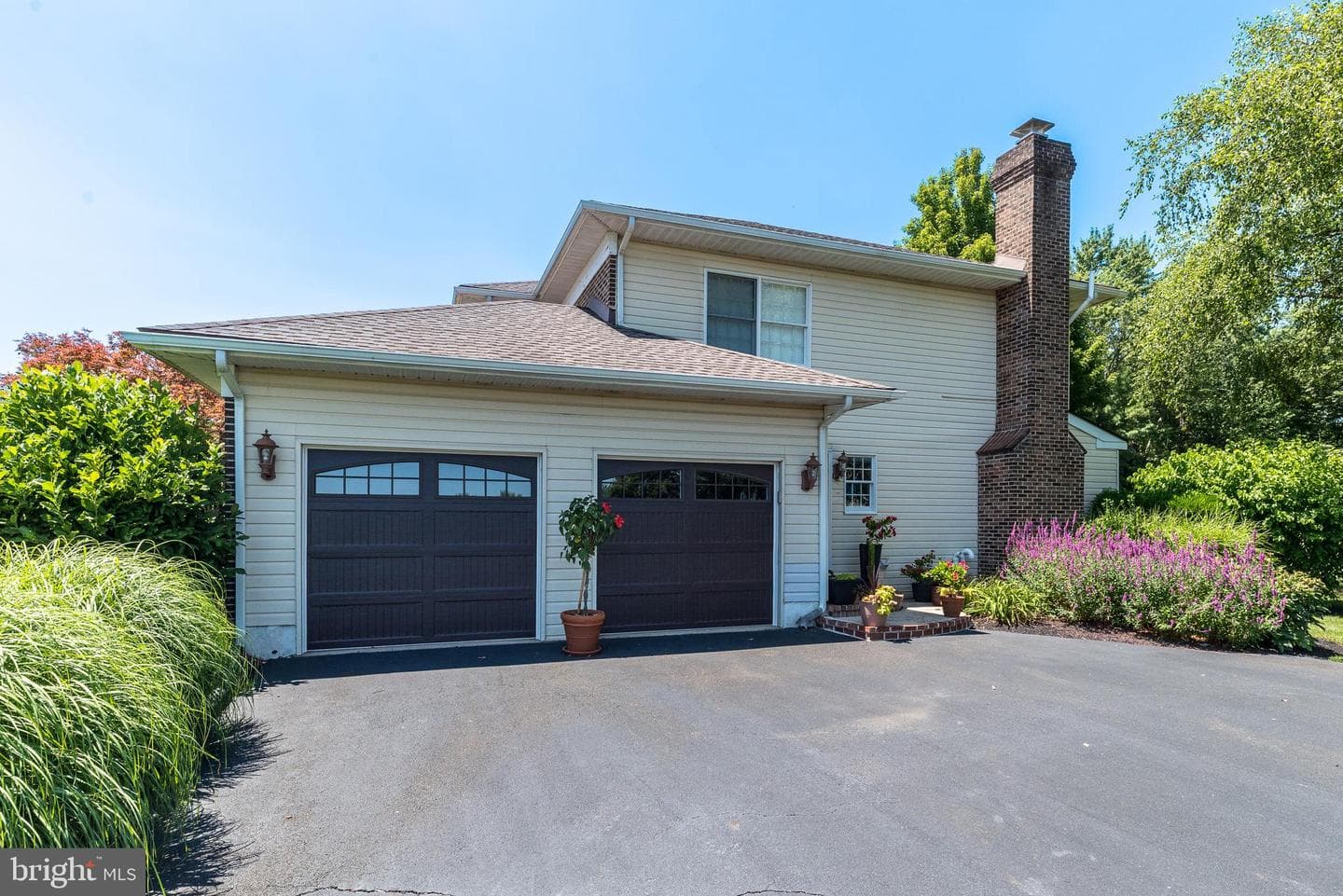 582 Weikel Road photo 12