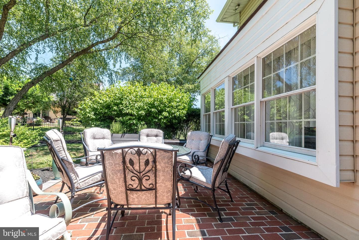 582 Weikel Road photo 19