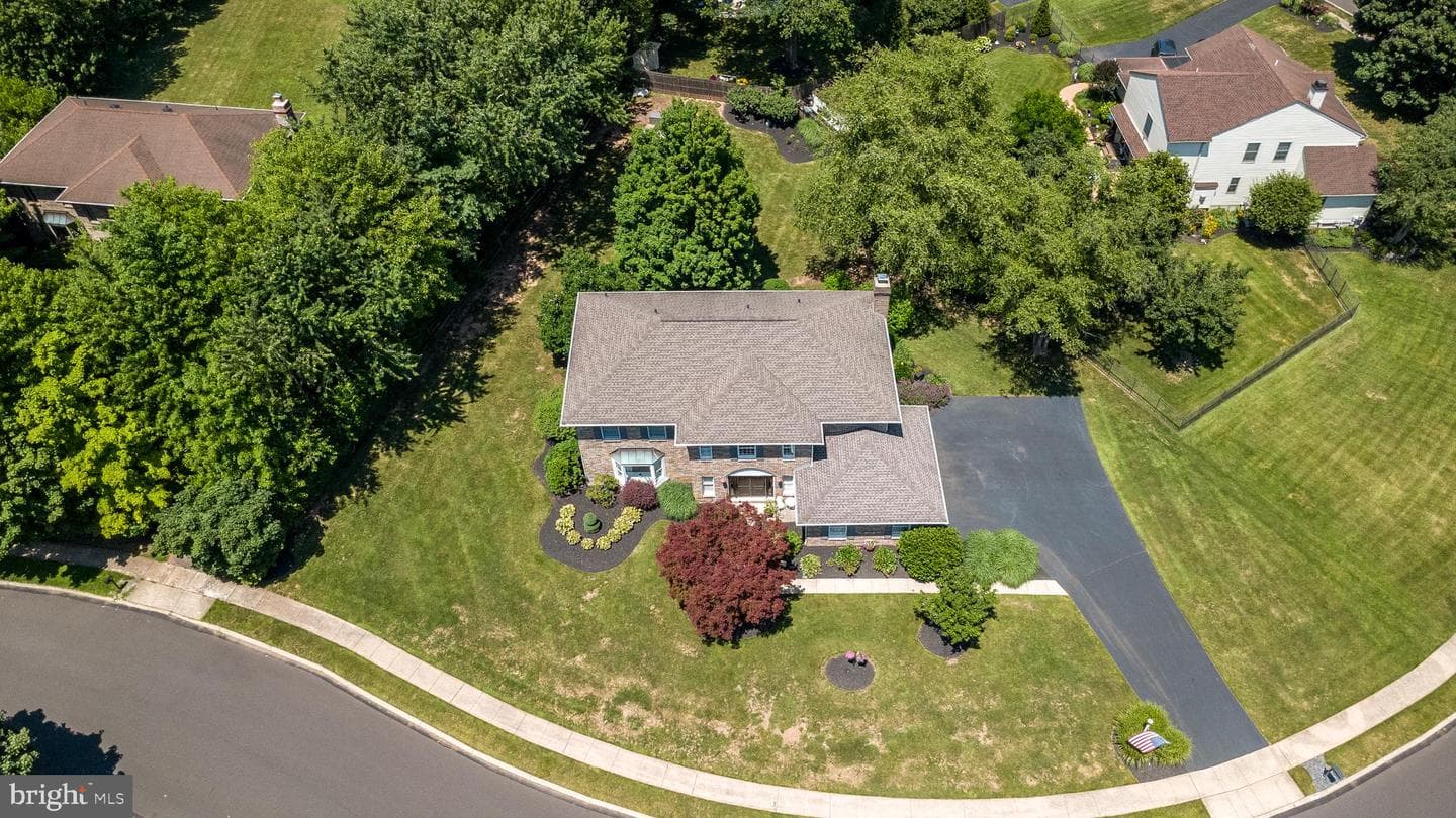 582 Weikel Road photo 30