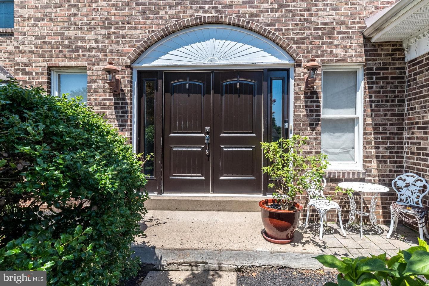 582 Weikel Road photo 9
